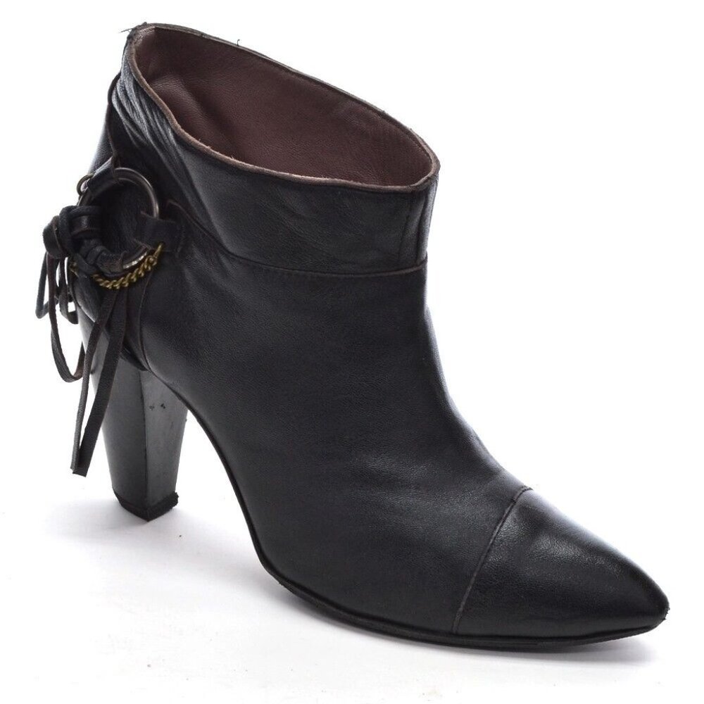Hugo Boss Black Leather Pointy Toe Heeled Booties 37